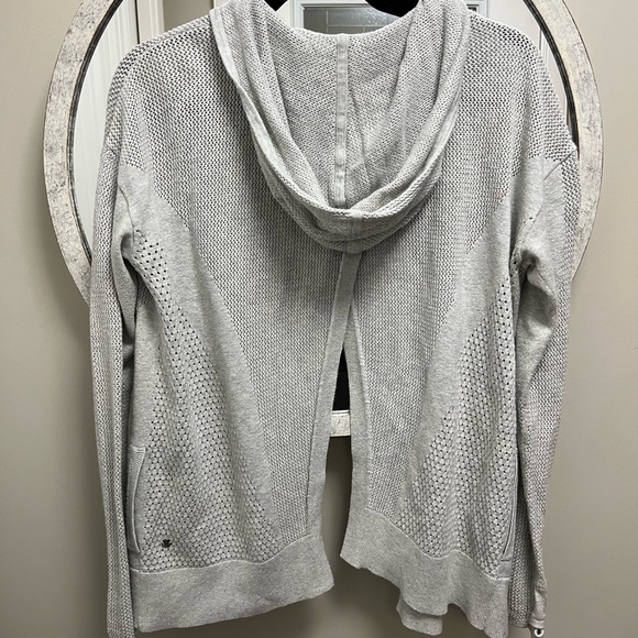 Grey knit open back cardigan lululemon - Picture 2 of 2